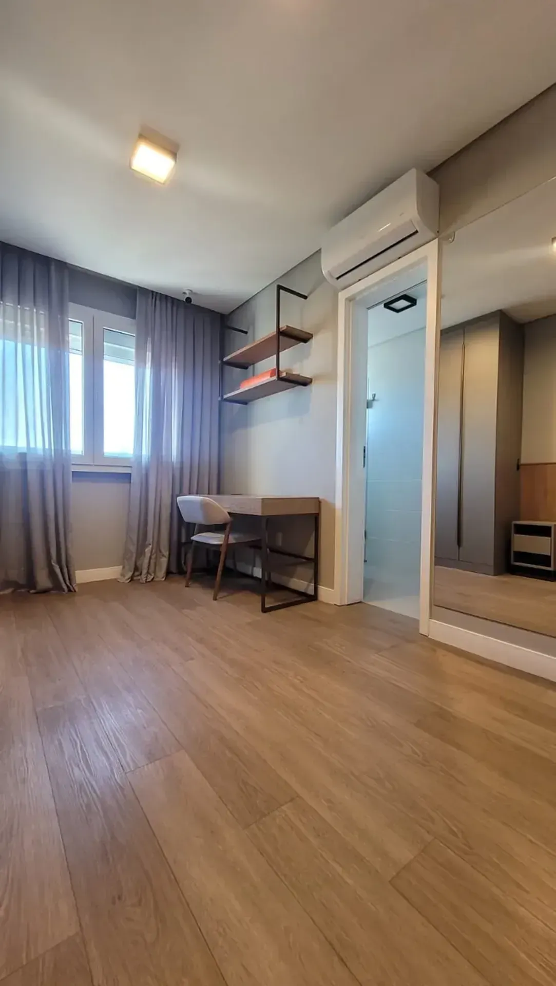 Furnished apartment with private garden and BBQ area — photo 36