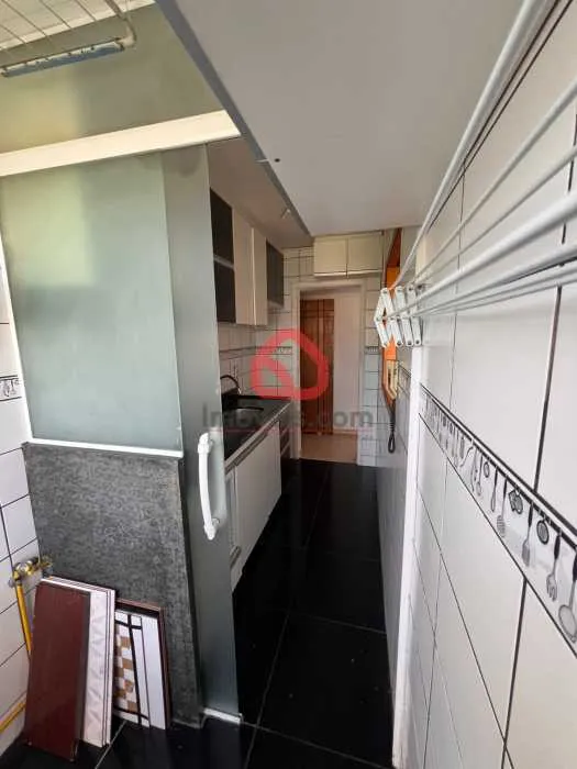 Furnished apartment, 50 m², with floor-to-ceiling windows — photo 12