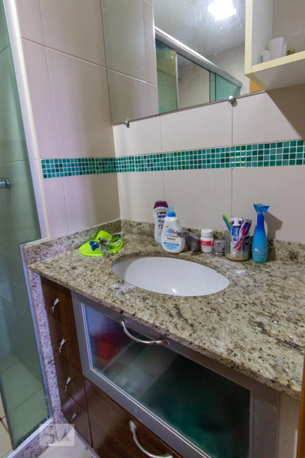 3-bedroom apartment with a mountain view — photo 36