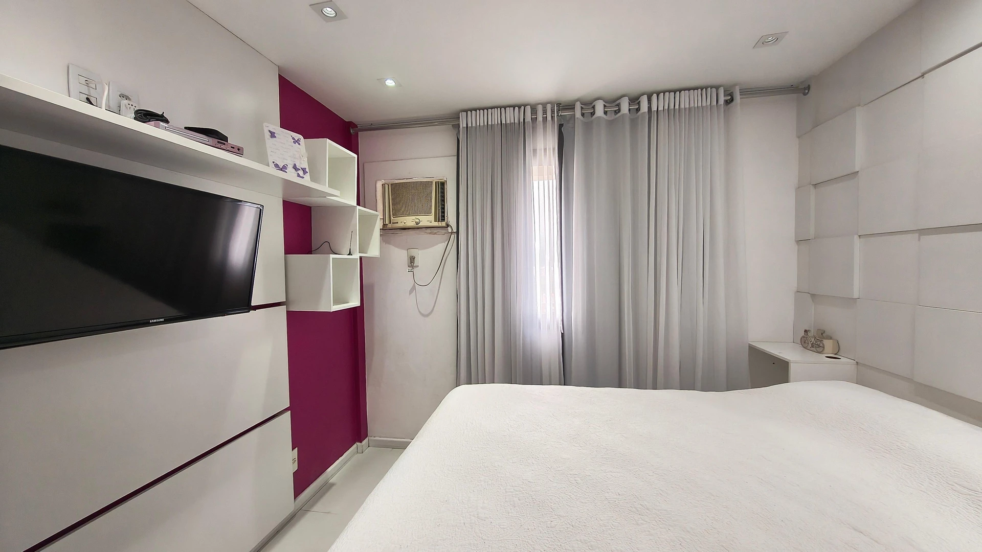 One-bedroom apartment in a building with a gym — photo 19