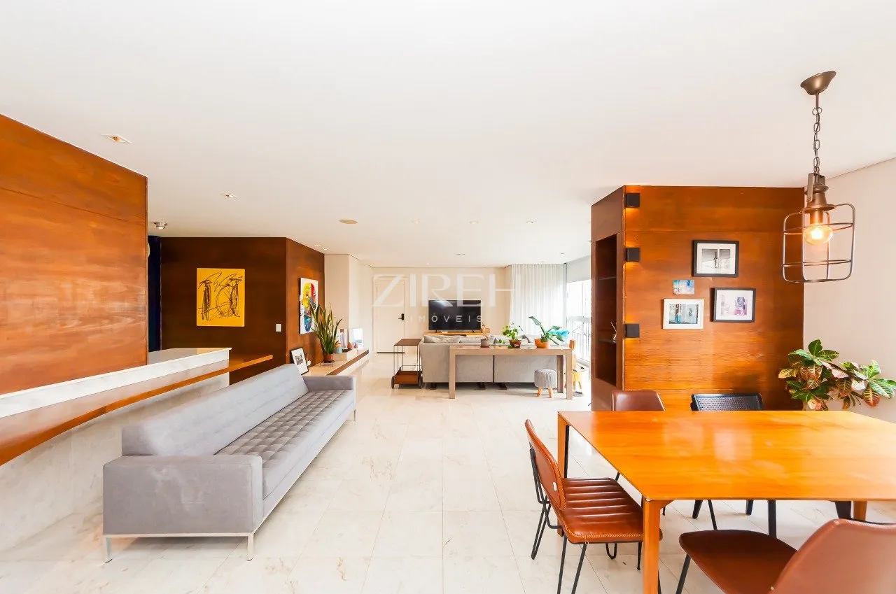 269 m² apartment with 2 bedrooms and an open-plan kitchen — photo 8
