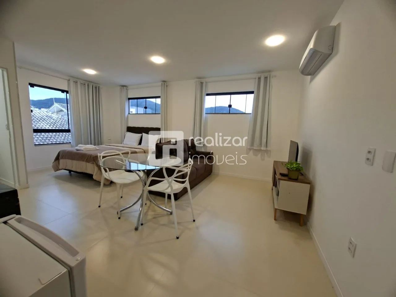 Furnished 30 m² studio with private garden — photo 7