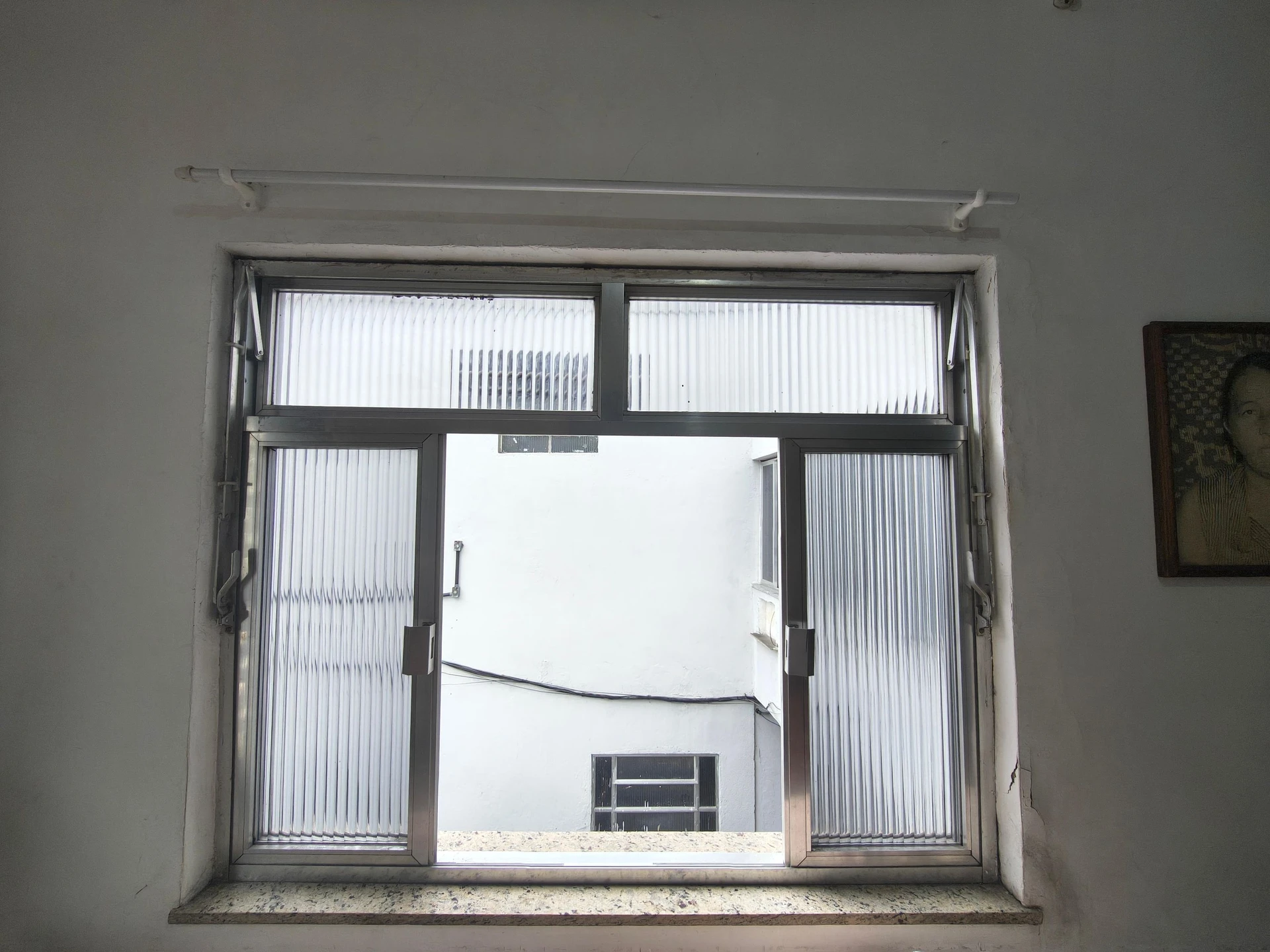 Мебльований будинок із 3 спальнями, 4 ванними та приватним садом — photo 34