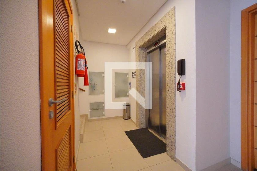 Apartment, 140 m², with a glass-enclosed balcony — photo 23