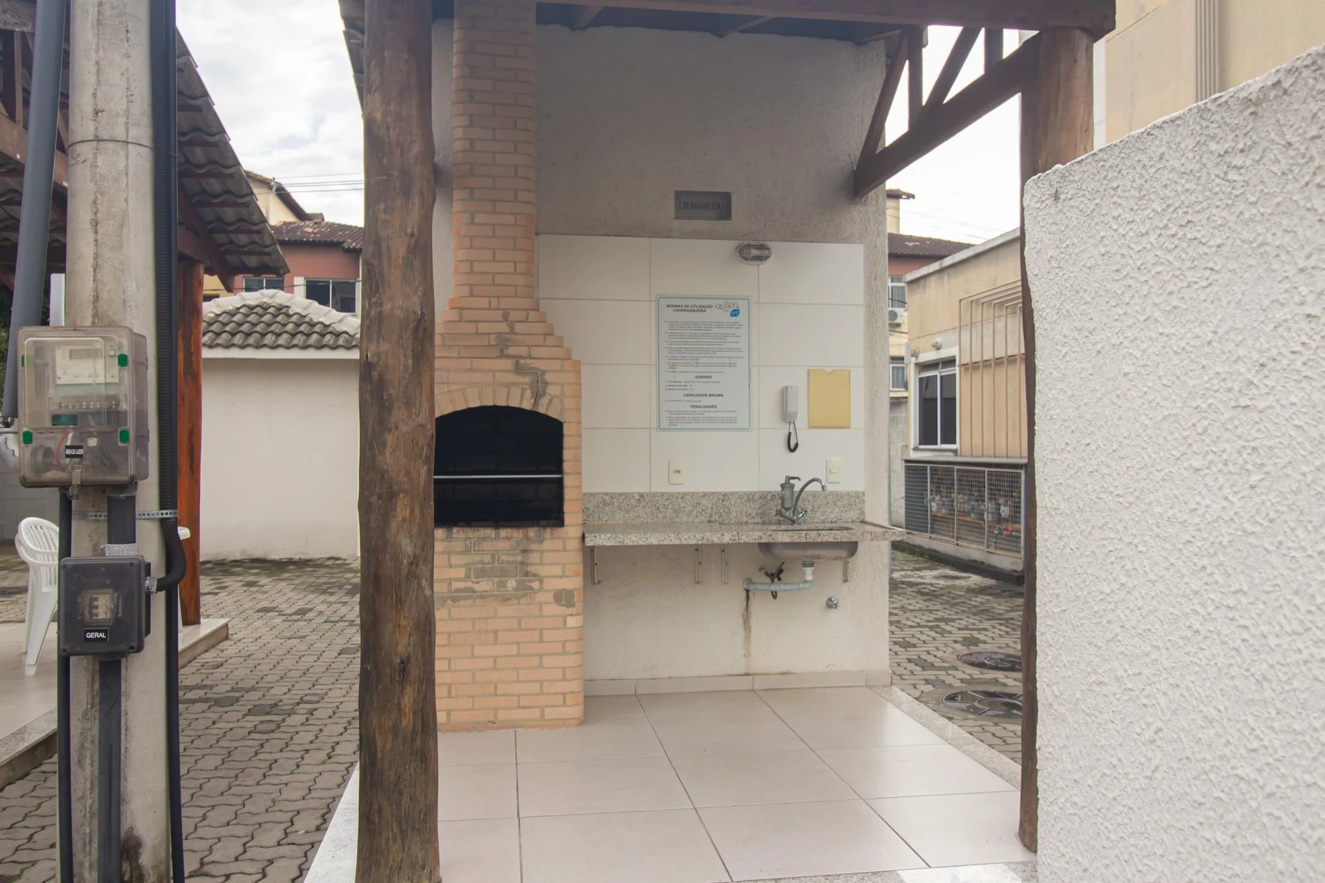 Квартира с 2 спальнями и бассейном в доме — photo 26