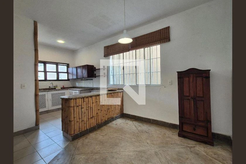 Casa de 3 quartos com 2 vagas e pets permitidos — photo 37