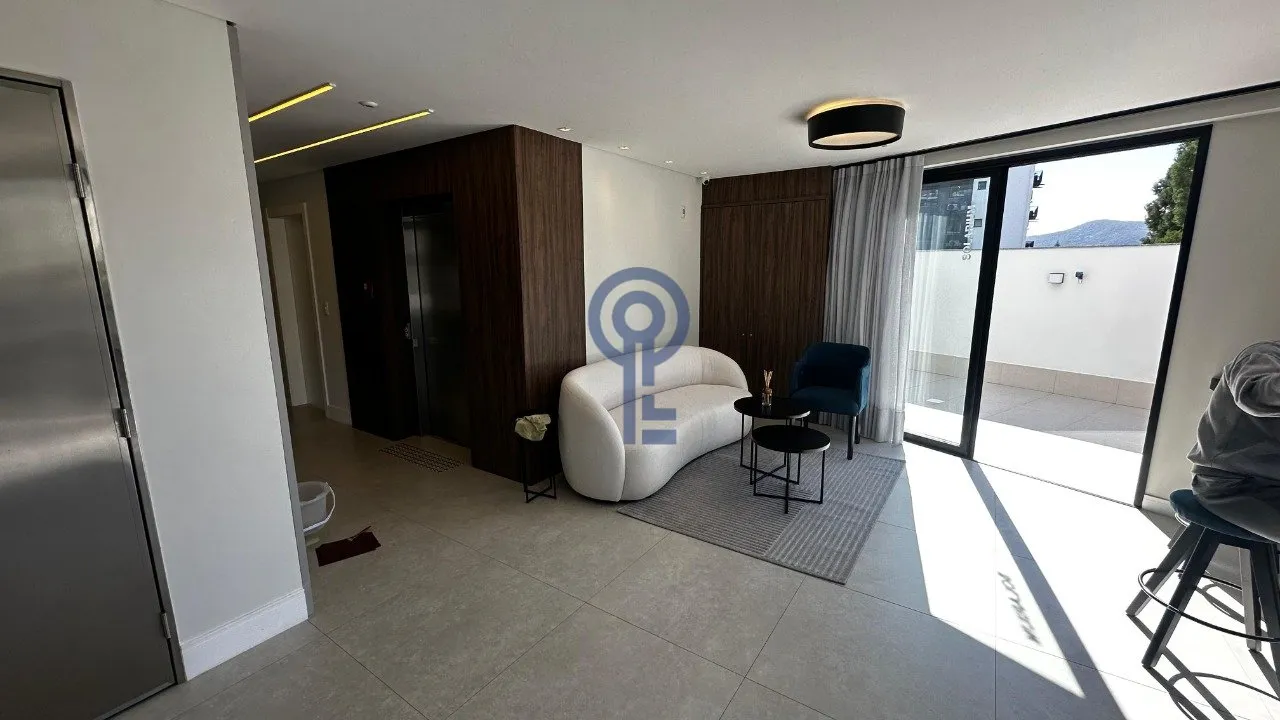 25 m² studio with 1 parking spot, balcony and open-plan kitchen — photo 6