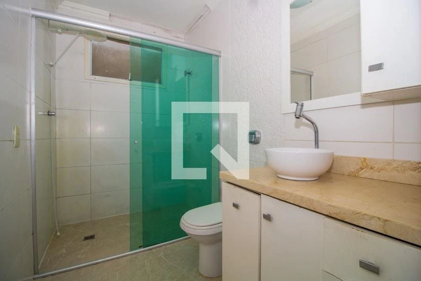 Casa con piso de madera o laminado en Curitiba — photo 19