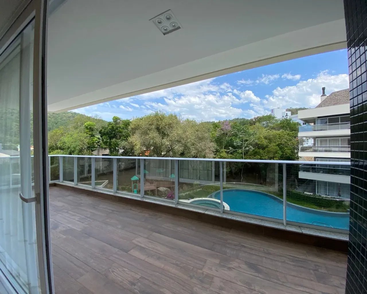 Departamento con espacio de home office en Florianópolis — photo 8