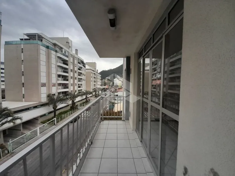 Квартира 48 м² с 1 спальней и балконом — photo 11
