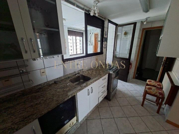 Apartamento amueblado con 2 dormitorios y 5 baños — photo 2