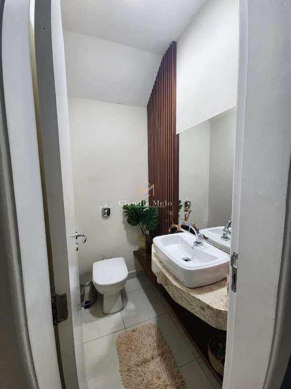 Casa em condomínio com 3 suítes e 370 m², cozinha integrada — photo 17