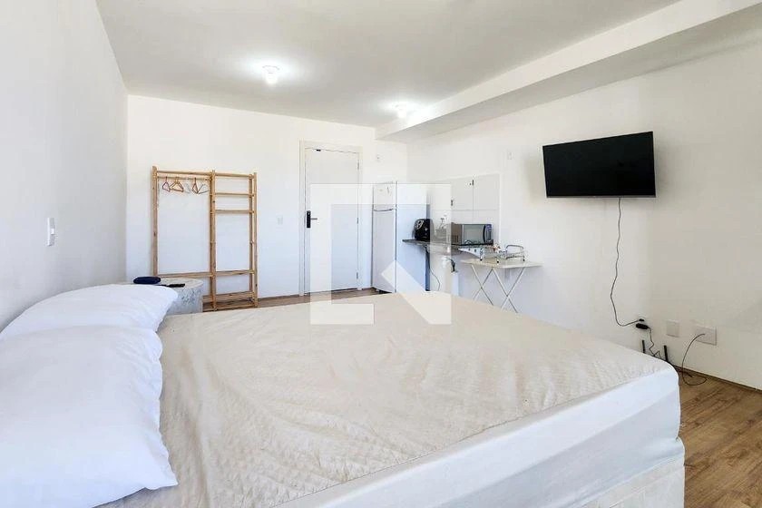 Apartamento de 1 dormitorio de 36 m² con rincón de cocina — photo 15