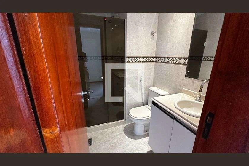 Furnished 203 m² apartment with 2 bedrooms and 2 parking — photo 2