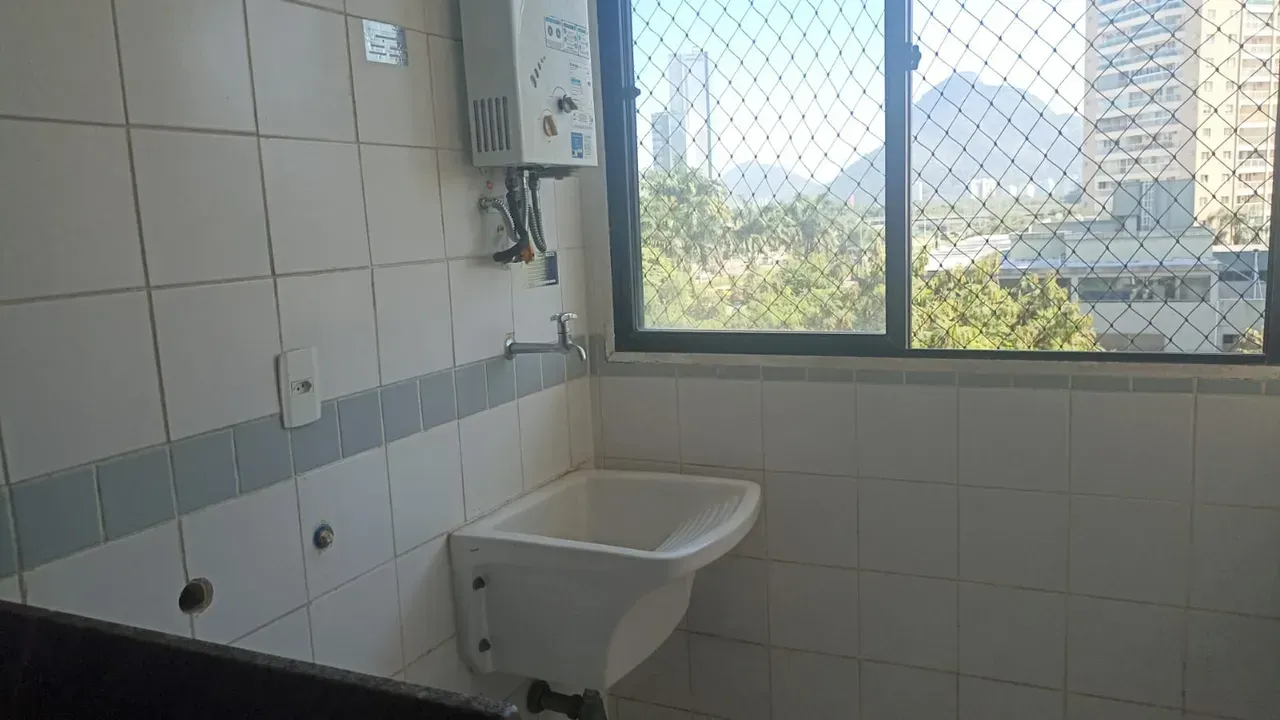 Apartamento semimobiliado com 3 quartos e cozinha separada — photo 20