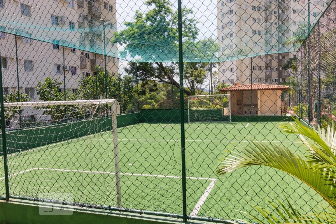 Furnished 2-bedroom apartment with balcony — photo 41