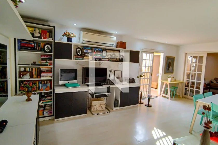 Rental house with 3 bedrooms and an open-plan kitchen — photo 29