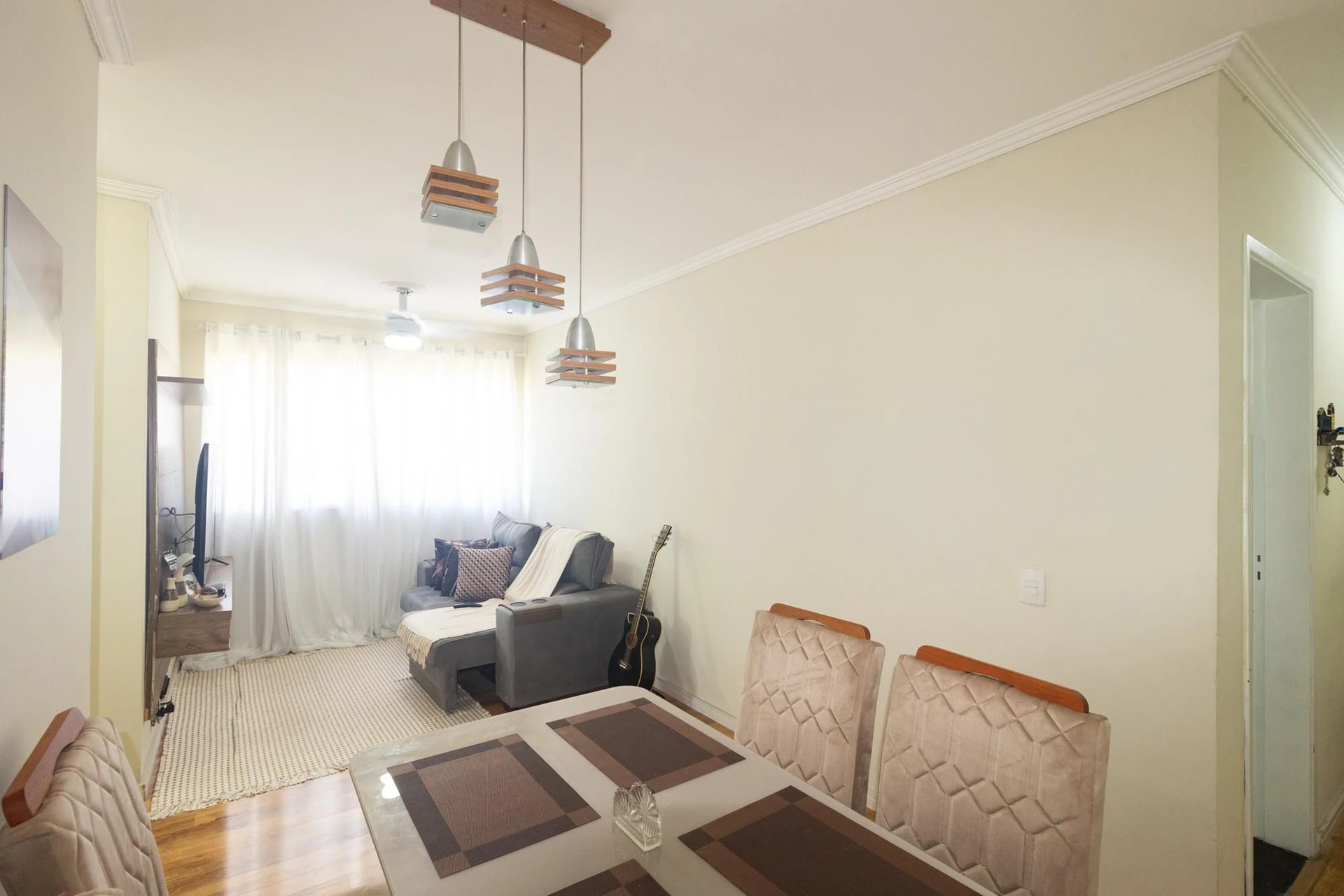 Furnished 2-bedroom apartment with 1 parking space
