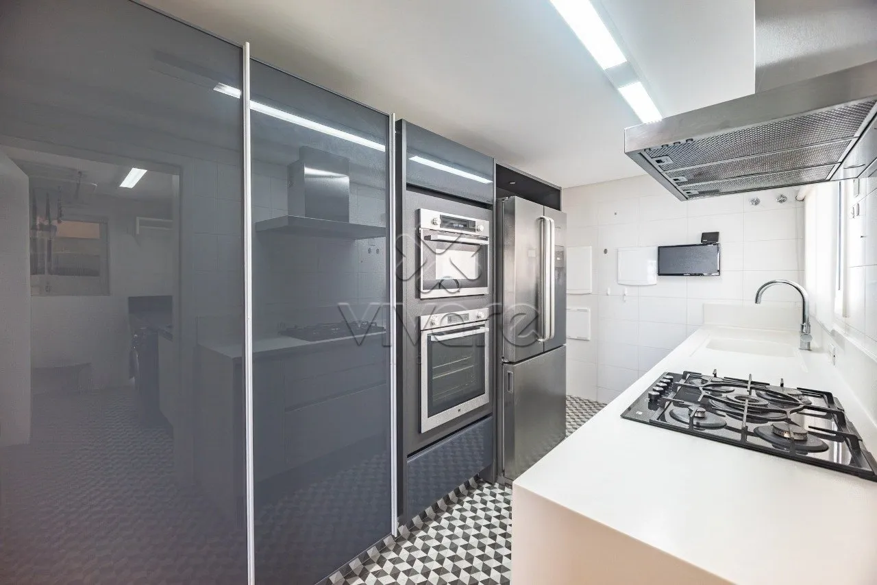 3-bedroom apartment with 4 bathrooms and 268 m² — photo 17