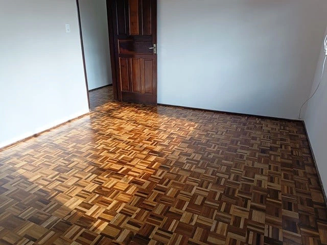 Ground-floor apartment with 3 bedrooms and 1 bathroom — photo 12