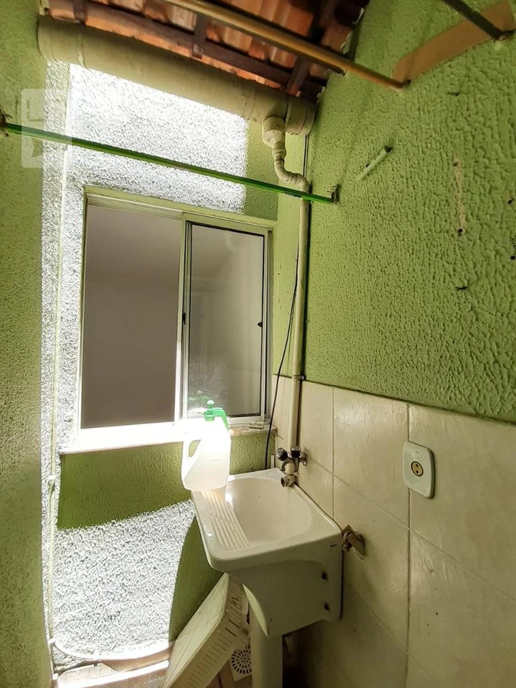 Rental apartment with 2 bedrooms and a balcony — photo 14