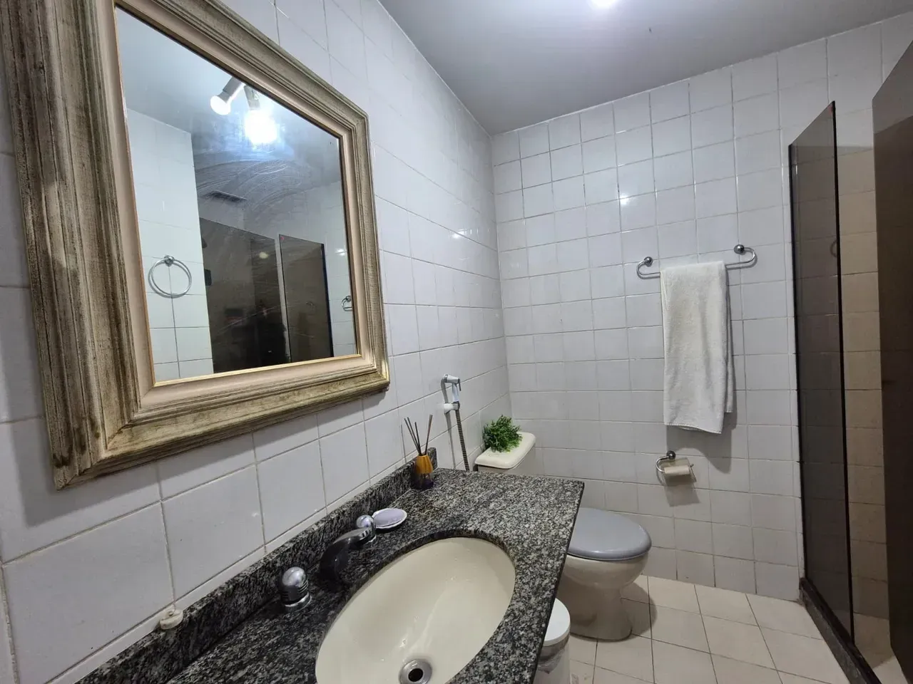 Вид на воду и 2 спальни: квартира 75 м² — photo 14