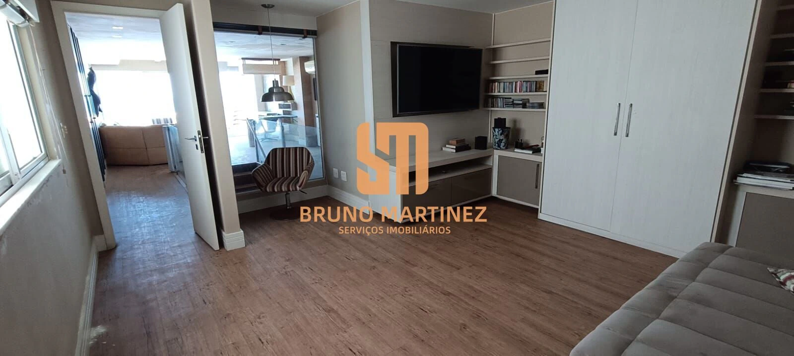 501 m² apartment with 4 bedrooms and 1 parking space — photo 19