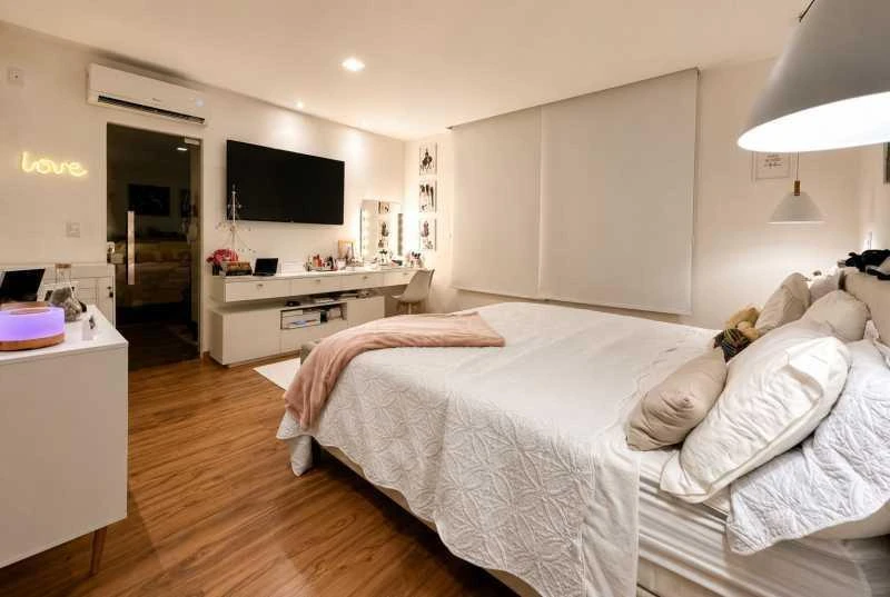 600 m² house with 5 en-suite bedrooms and an open kitchen — photo 4