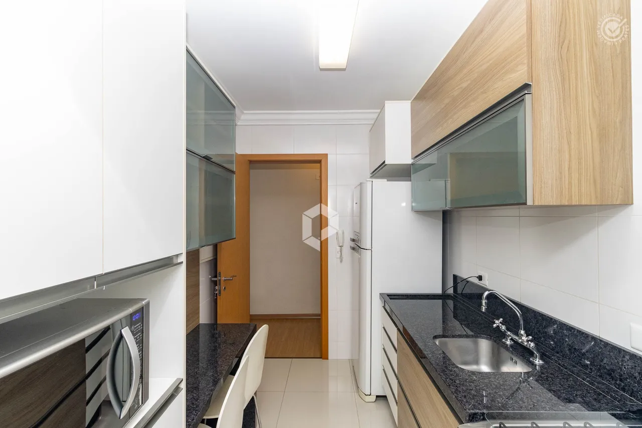 2-bedroom apartment with en-suite and balcony grill — photo 8
