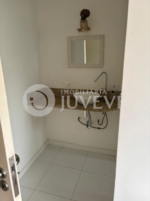 2-bedroom apartment with a washing machine in Curitiba — photo 14