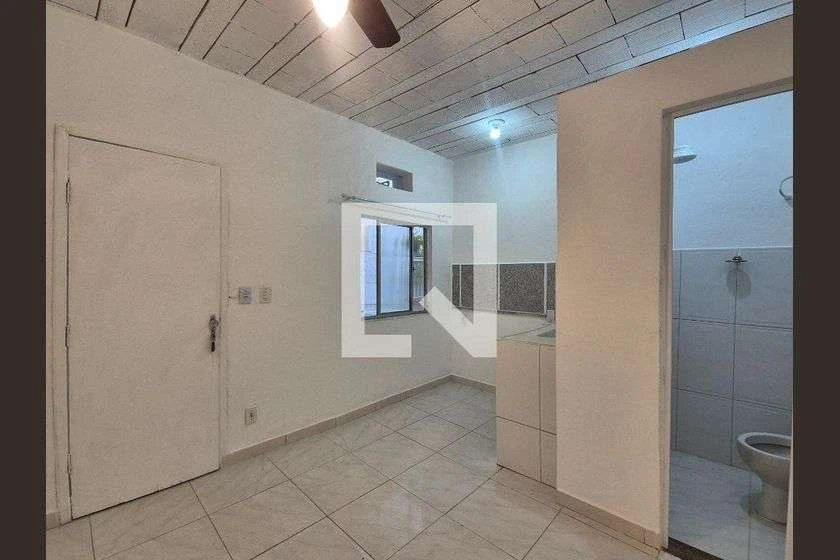 20 m² studio without parking, with 1 bathroom
