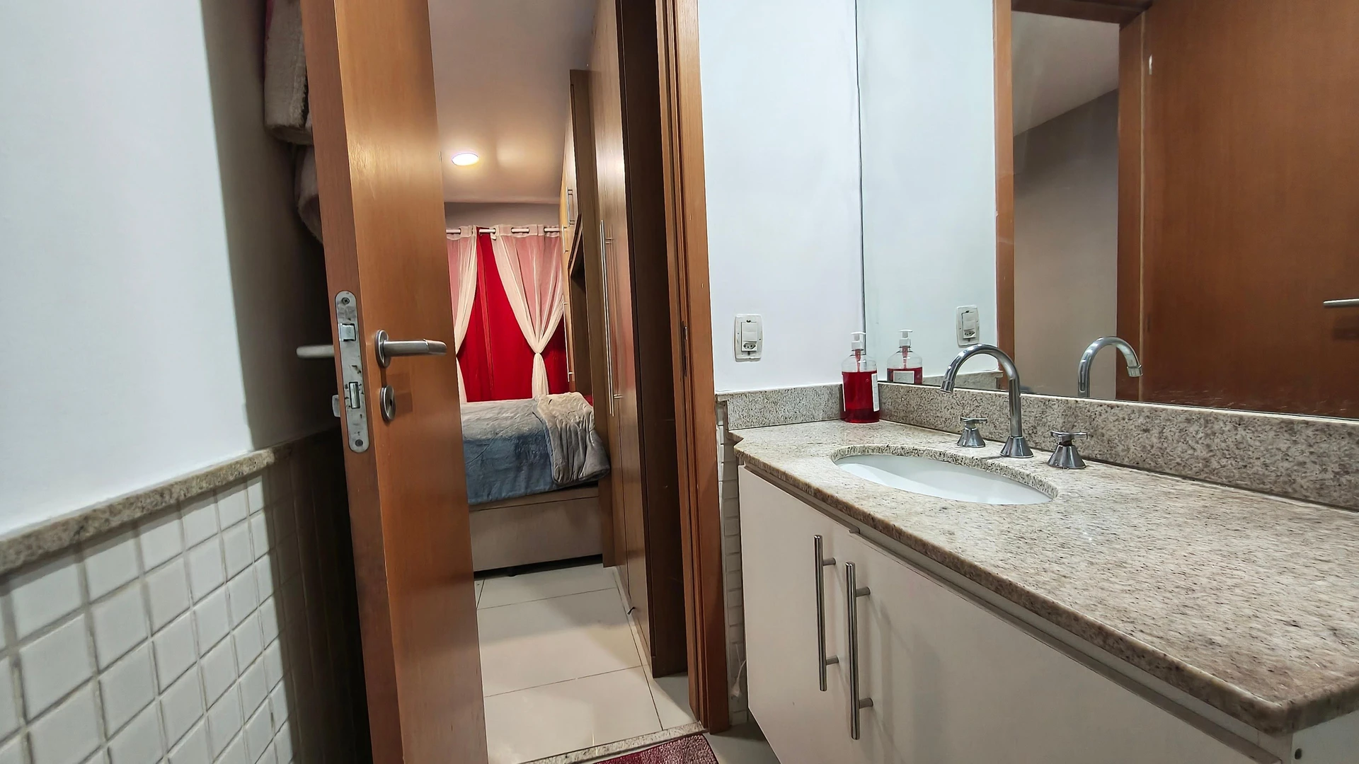 3-bedroom apartment with a washing machine in Rio de Janeiro — photo 26