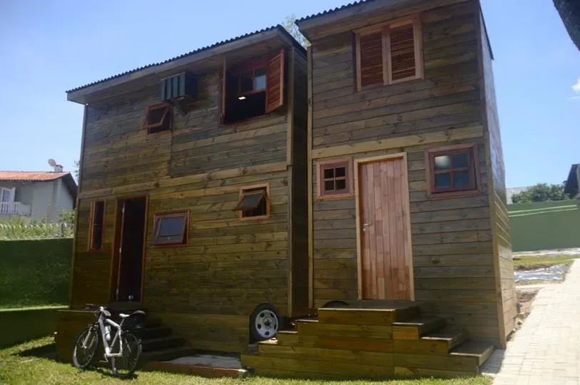 Furnished 25 m² house with 1 bedroom and glass shower — photo 11