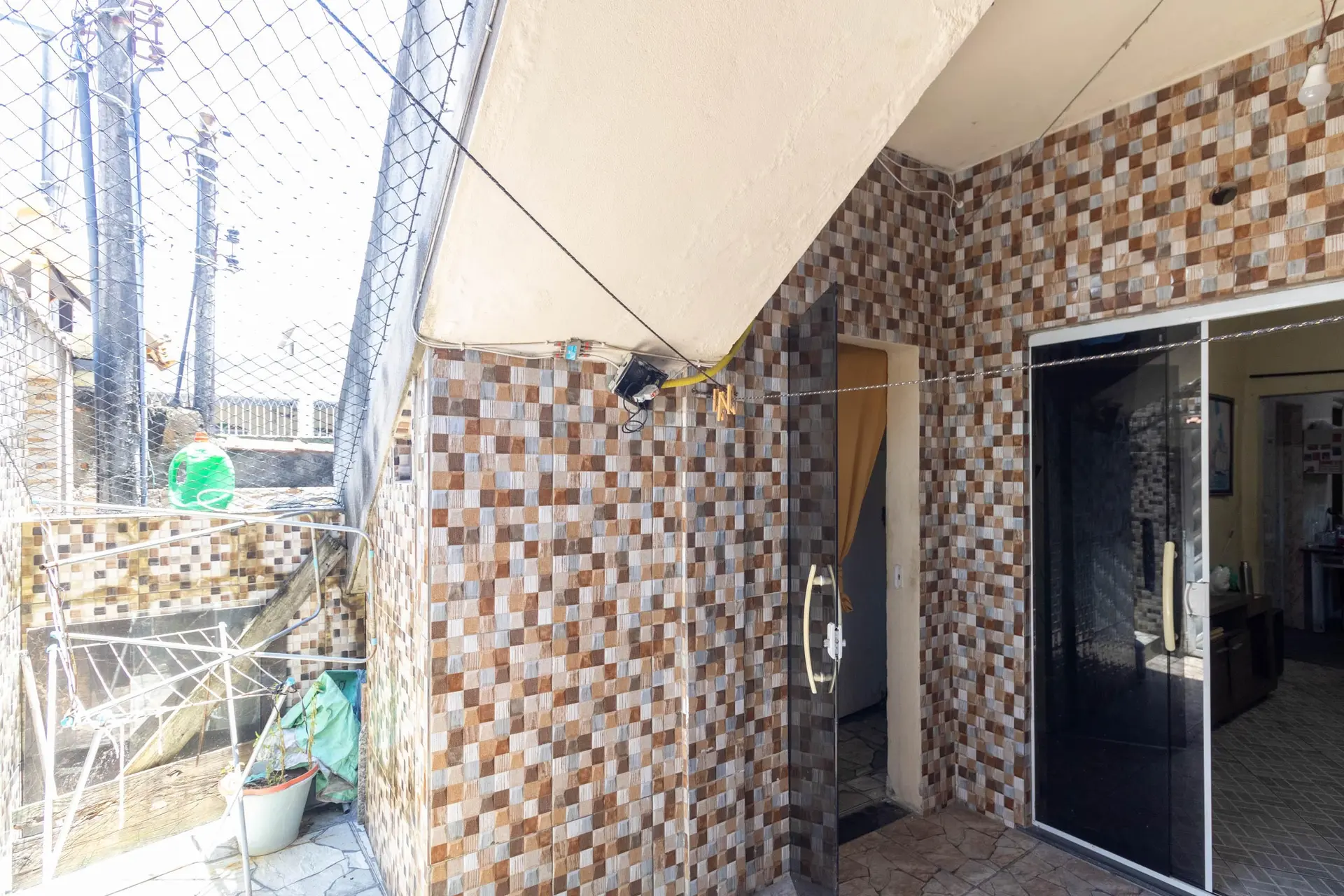Casa amueblada con 4 dormitorios y 2 baños — photo 3