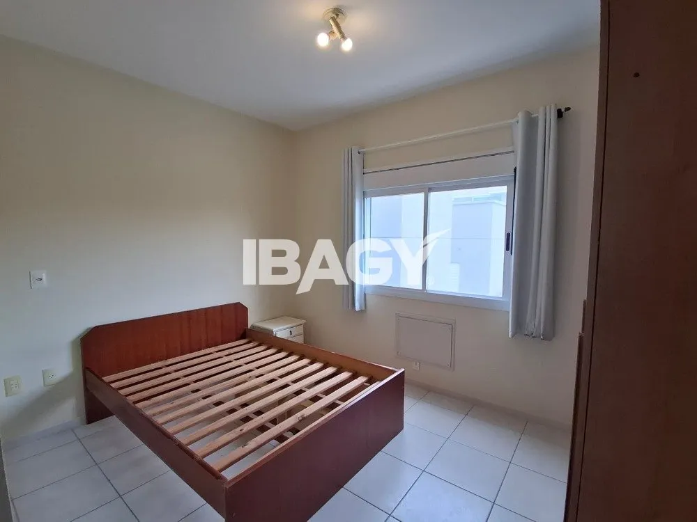 Furnished 1-bedroom apartment with an integrated kitchen — photo 3