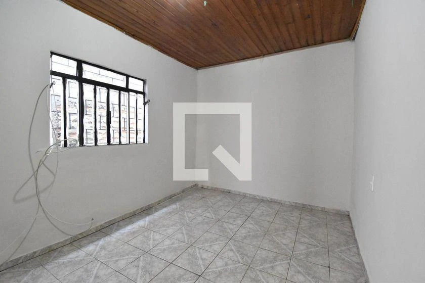3-bedroom house with a washing machine in Curitiba — photo 20