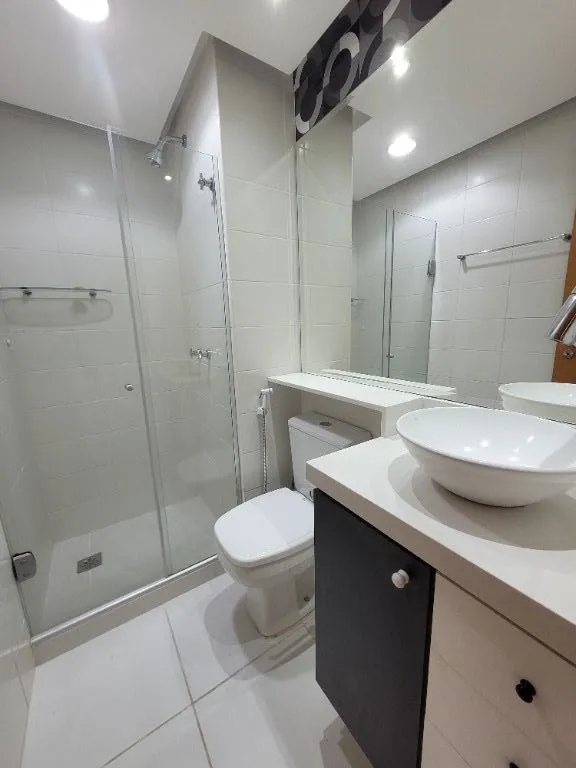 Glass-enclosed balcony in a 3-bedroom apartment, 108 m² — photo 15