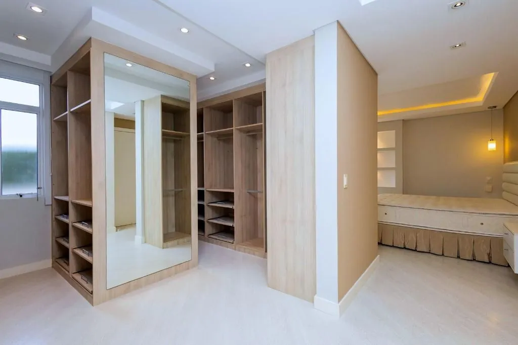 Furnished house 649 m² with 4 en-suite bedrooms — photo 11