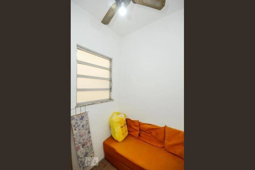 One-bedroom apartment with a washing machine — photo 23