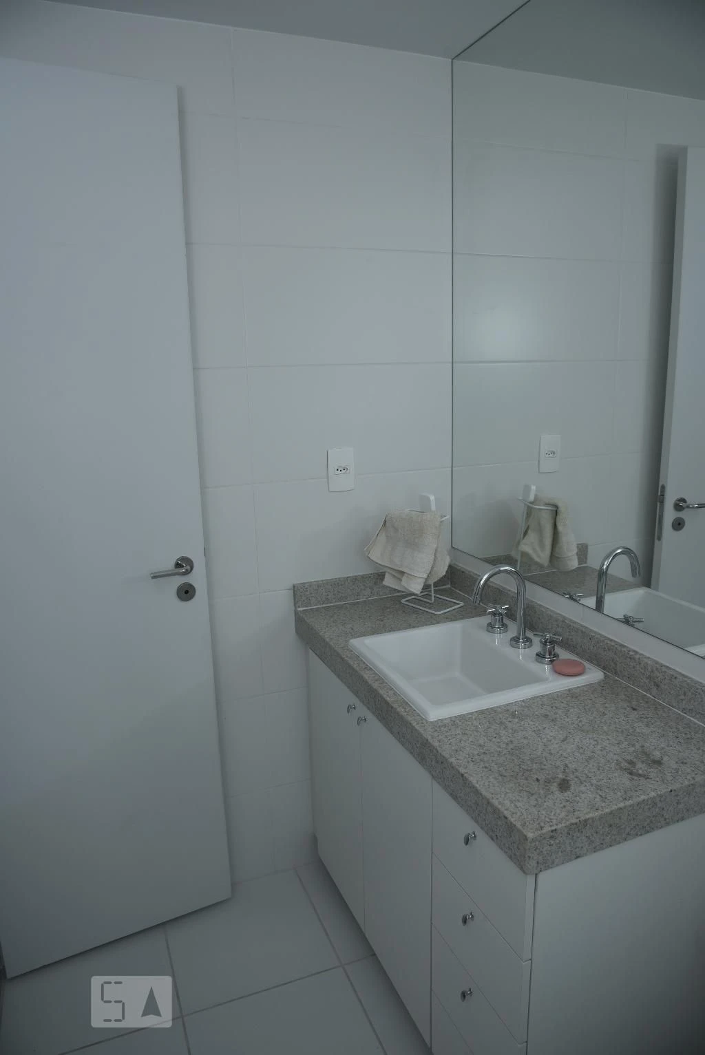 Apartamento mobiliado, 95 m², com vista para as montanhas — photo 29