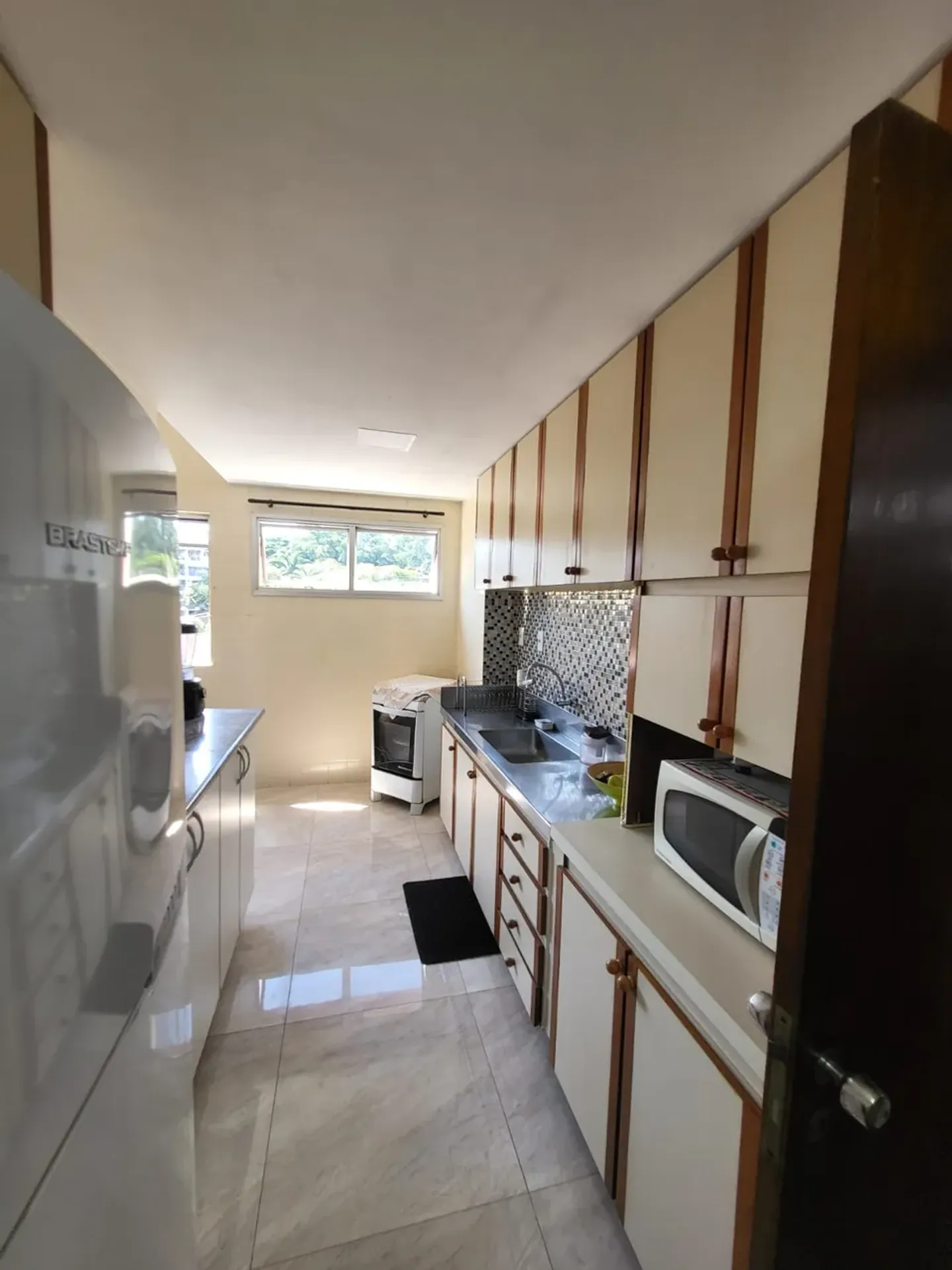 Furnished 126 m² apartment with 3 bedrooms and gas kitchen — photo 28