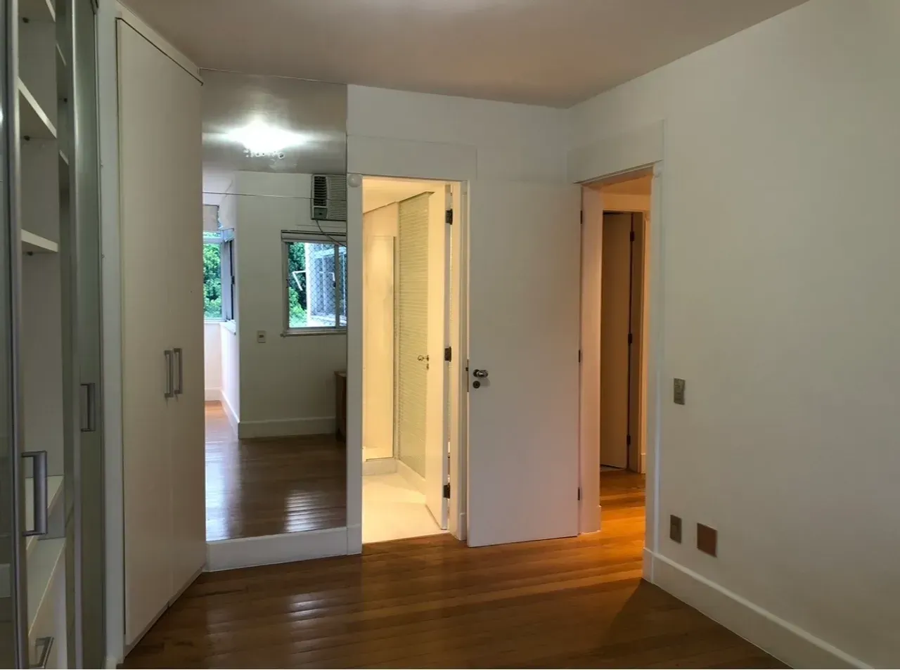 Duplex penthouse with a closed kitchen and 4 baths — photo 14