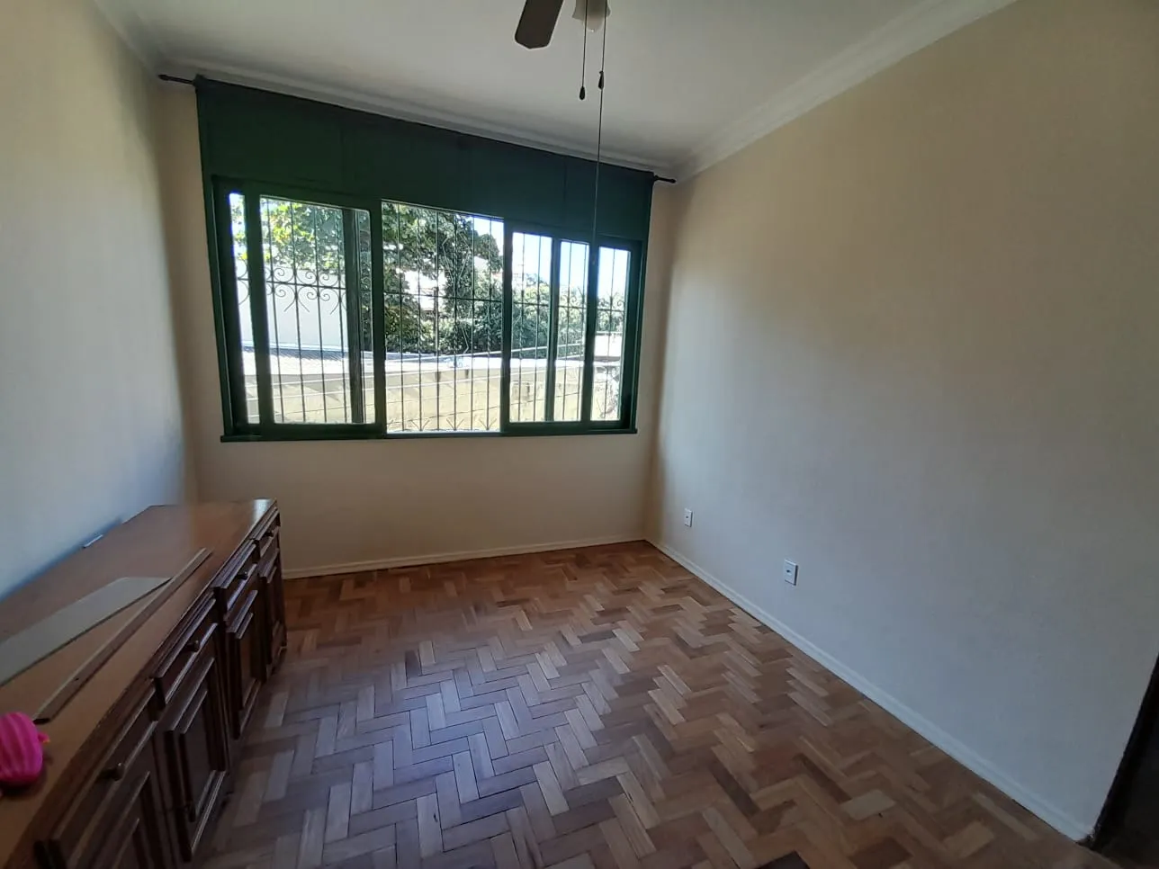 Apartment, 66 m², with wood or laminate floors — photo 10