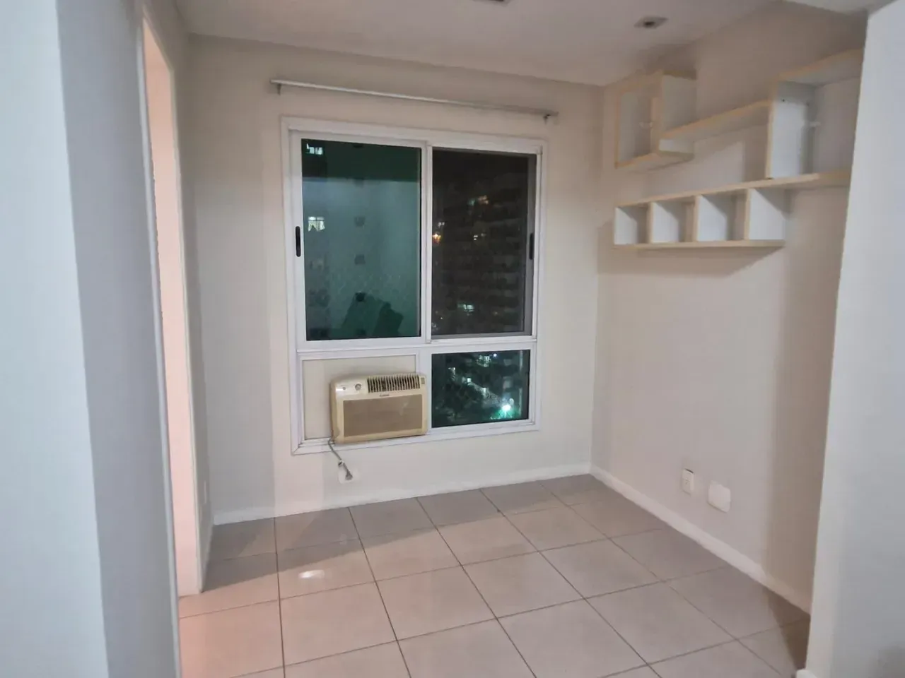 4-bedroom apartment with a water view in Rio de Janeiro — photo 16