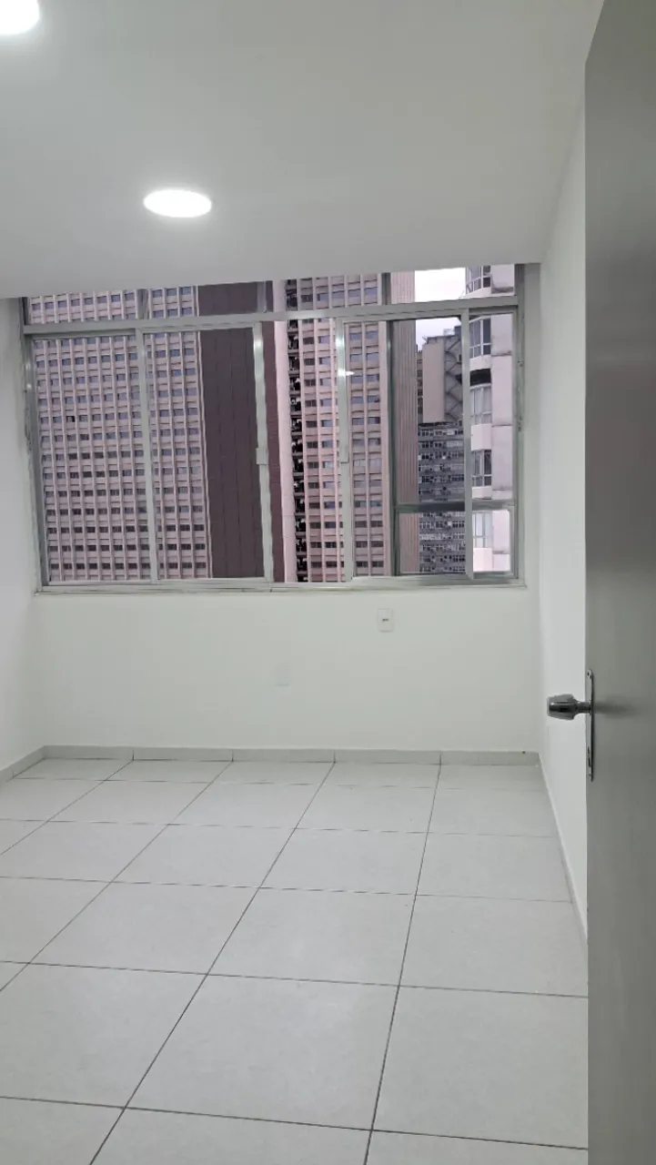 2-bedroom apartment in a building with a gym — photo 5