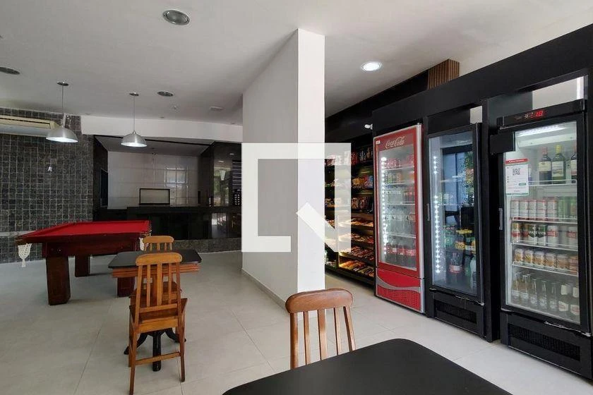 Apartment, 87 m², with a glass-enclosed balcony