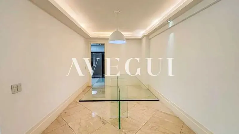 2-bedroom apartment with glassed-in balcony and 4 parking — photo 11