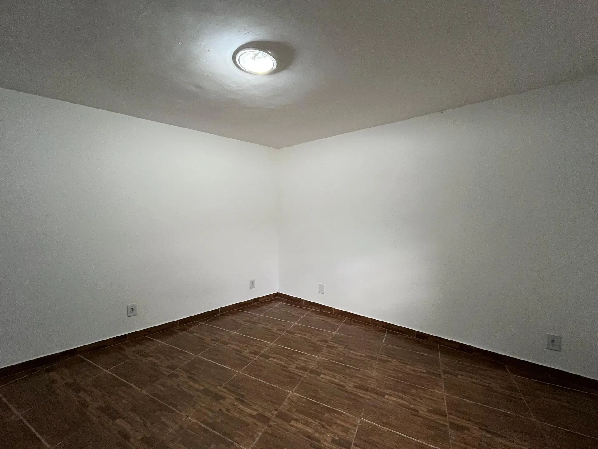 Casa em condomínio desocupada com 2 quartos e 1 banheiro — photo 22