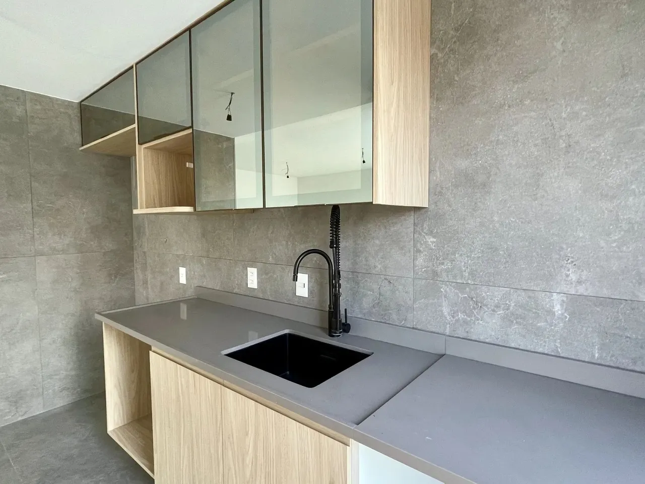 Apartment with 3 bedrooms, 3 bathrooms and balcony — photo 11