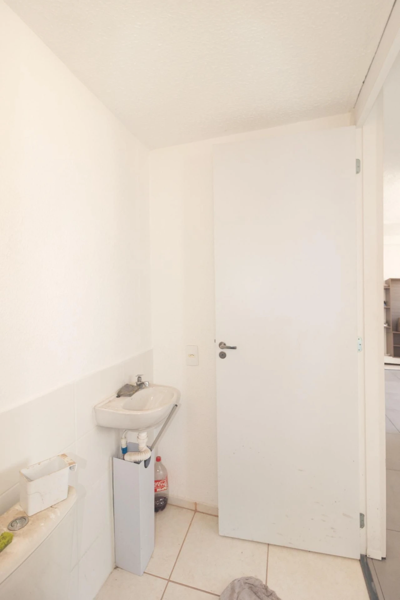 2-bedroom apartment with shared outdoor pool — photo 26